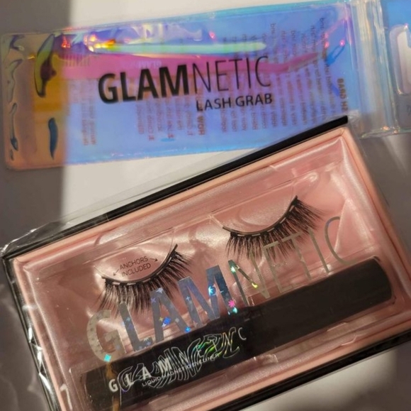Glamnetic Verified magnetic eyelashes with applicator kit NEW please read!!! - Picture 1 of 8